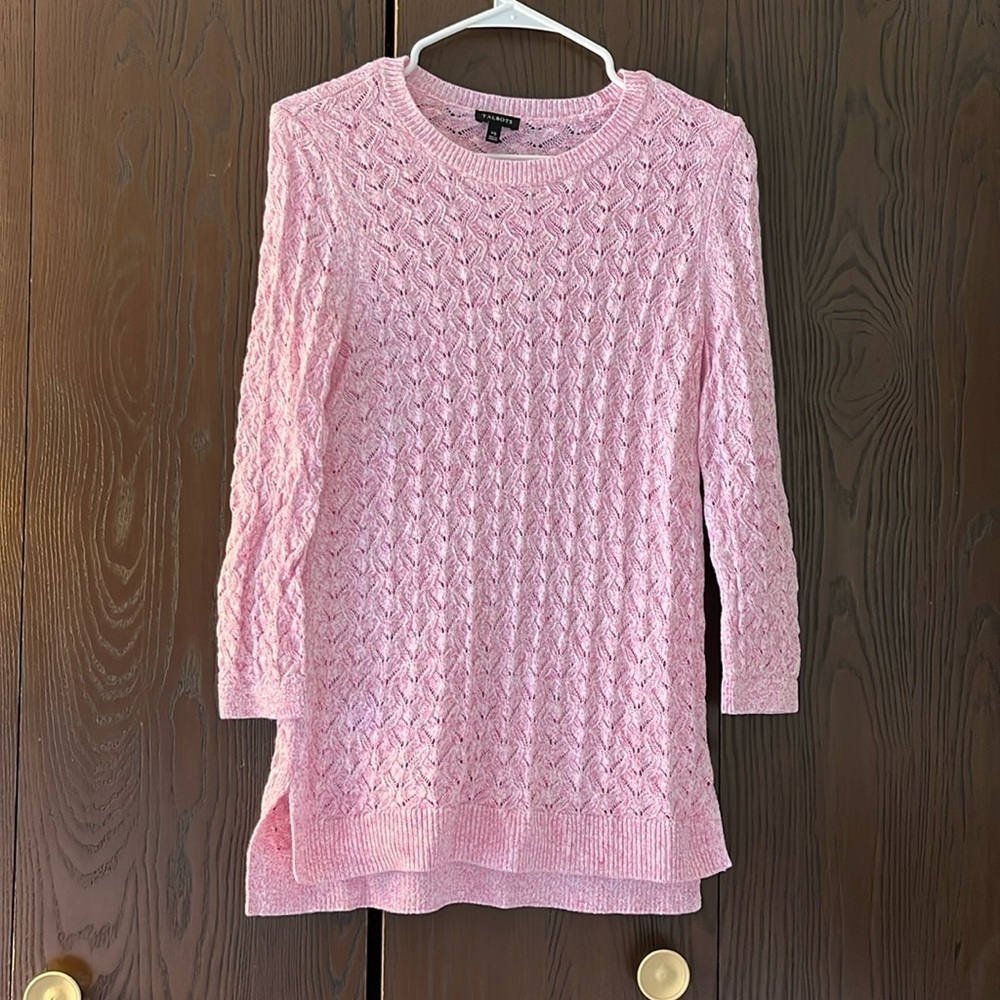 Talbot’s 3/4 sleeved pink and white knit sweater. Size XS.